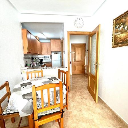 El Terremoto Apartment Torrevieja Eksteriør billede